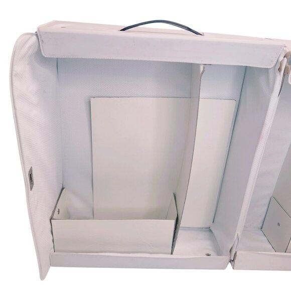 Vintage 1975 Barbie Fashion Doll Trunk Carrying Case Mattel No 1004 White & Pink - Picture 6 of 6